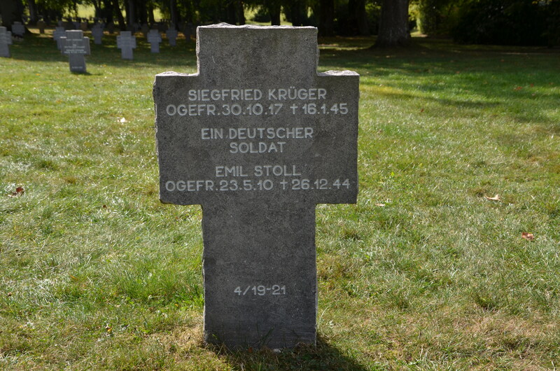 Duitse Oorlogsbegraafplaats Recogne. Belgie. 