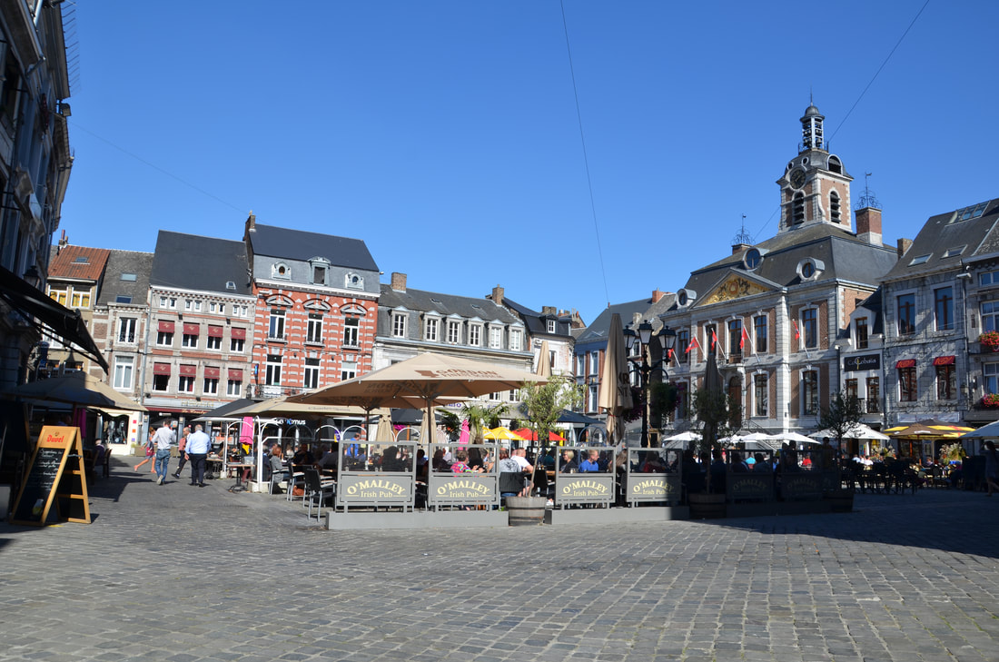 Rynek w Huy. Belgia.