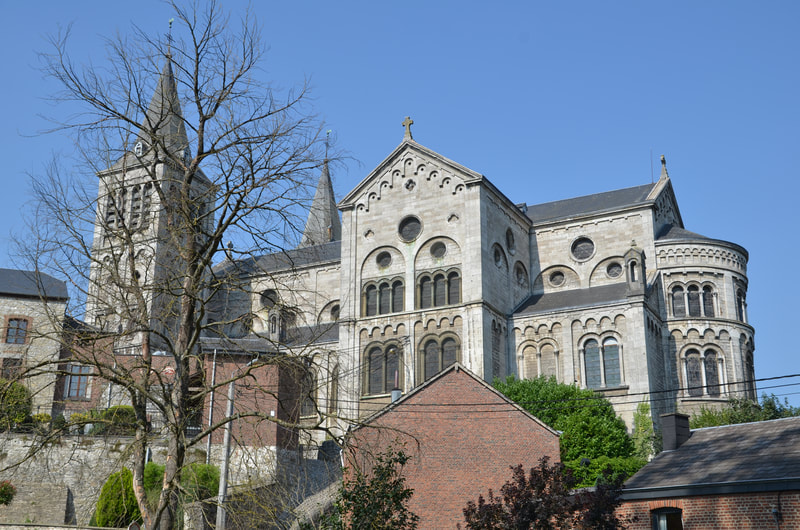 Kerk van de Visitatie van de Maagd Maria in Rochefort. België. 