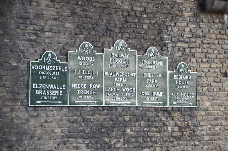 De oorlogsbegraafplaats van de wallen in Ieper. België.